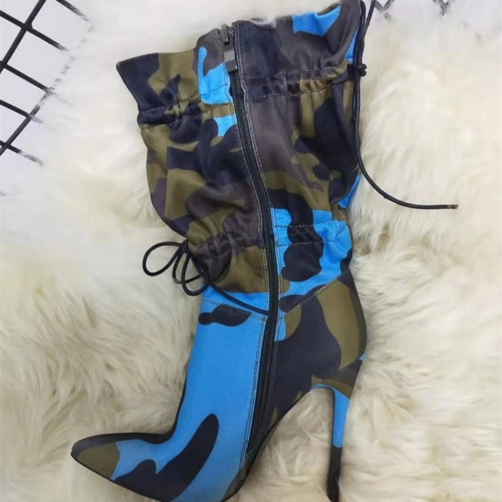 Boots - Picture 2 of 3